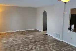 1492 Yorktown, Cecil, PA 15055 - Photo 7