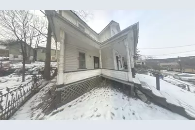 609 E 4th St, Oil City, PA 16301 - Photo 11