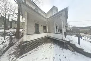 609 E 4th St, Oil City, PA 16301 - Photo 11