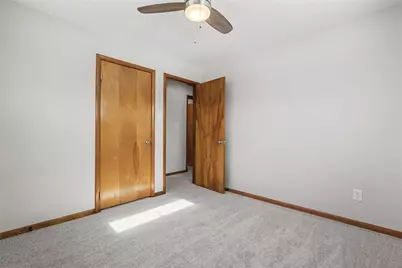 310 Hamilton Ave, Farrell, PA 16121 - Photo 23