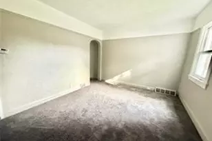 864 Vankirk St, Clairton, PA 15025 - Photo 9