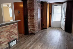 1115 Cascade Dr, West Homestead, PA 15120 - Photo 9