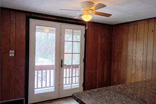 1115 Cascade Dr, West Homestead, PA 15120 - Photo 7