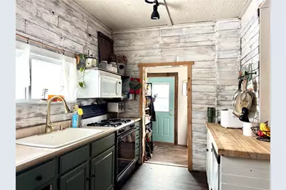 421 W Diamond Street, Butler, PA 16001 - Photo 5