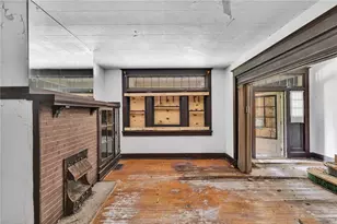 2040 Laketon Rd, Pittsburgh, PA 15221 - Photo 15