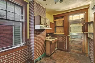 2040 Laketon Rd, Pittsburgh, PA 15221 - Photo 13