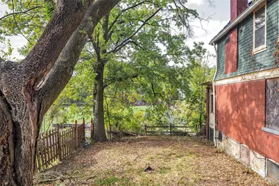 2040 Laketon Rd, Pittsburgh, PA 15221 - Photo 27