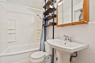 1034 Elwell St, Pittsburgh, PA 15206 - Photo 13