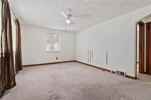 1034 Elwell St, Pittsburgh, PA 15206 - Photo 3