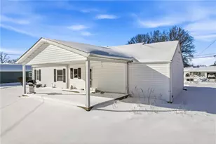 96 N Cres Dr, Hermitage, PA 16148 - Photo 19