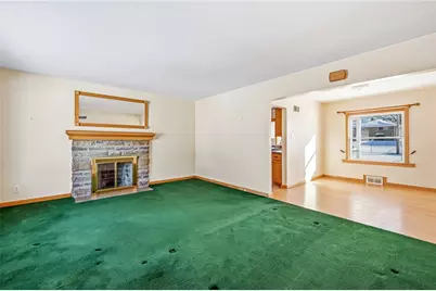 96 N Crescent Dr, Hermitage, PA 16148 - Photo 5