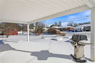 96 N Cres Dr, Hermitage, PA 16148 - Photo 21