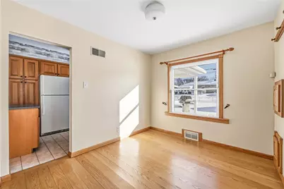 96 N Crescent Dr, Hermitage, PA 16148 - Photo 9