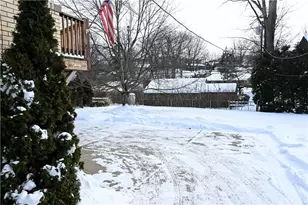 4355 E Barlind Dr, Pittsburgh, PA 15227 - Photo 37