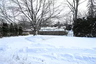 4355 E Barlind Dr, Pittsburgh, PA 15227 - Photo 39