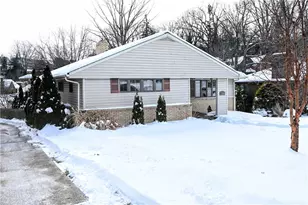 4355 E Barlind Dr, Pittsburgh, PA 15227 - Photo 3