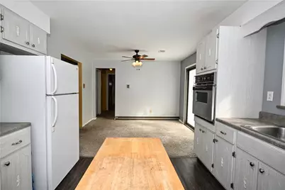 4355 E Barlind Dr, Pittsburgh, PA 15227 - Photo 13