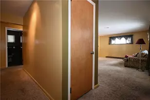 4355 E Barlind Dr, Pittsburgh, PA 15227 - Photo 19