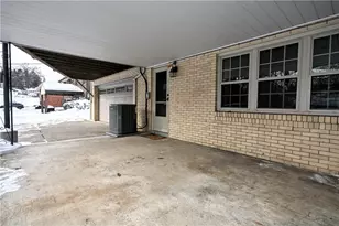 4355 E Barlind Dr, Pittsburgh, PA 15227 - Photo 33