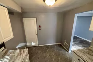 8156 Chaske St, Verona, PA 15147 - Photo 7