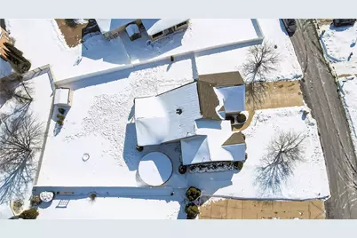 133 Janyce Dr, Hempfield Township, PA 15601 - Photo 3