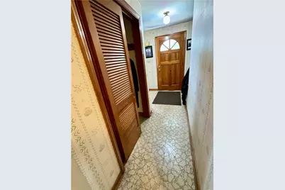 133 Spartan Dr, Bethel Park, PA 15102 - Photo 13