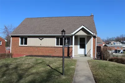 678 Colonial Manor Rd, North Huntingdon, PA 15642 - Photo 1