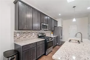 171 Lockeed Dr, Moon/Crescent Twp, PA 15108 - Photo 7