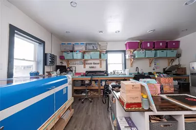 417 S Center Ave, Hempfield Township, PA 15672 - Photo 17