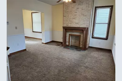 227 Amy Ave, Butler, PA 16001 - Photo 3
