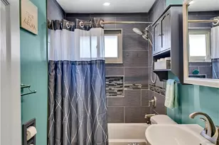 422 Dunbar Dr, Wilkins Township, PA 15235 - Photo 17