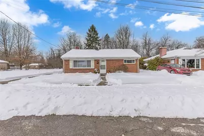 115 Eastern Ave, Moon/Crescent Twp, PA 15108 - Photo 1