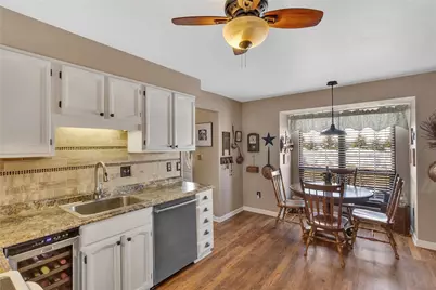 422 Edgetree Ln, Murrysville, PA 15668 - Photo 11