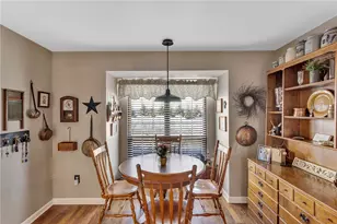 422 Edgetree Ln, Murrysville, PA 15668 - Photo 13