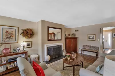 422 Edgetree Ln, Murrysville, PA 15668 - Photo 7