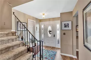 422 Edgetree Ln, Murrysville, PA 15668 - Photo 5