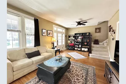 1210 Pemberton St, Pittsburgh, PA 15212 - Photo 3