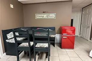 1210 Pemberton St, Pittsburgh, PA 15212 - Photo 15