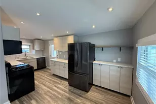 28 Bredin Ave, Twp of But SW, PA 16045 - Photo 19