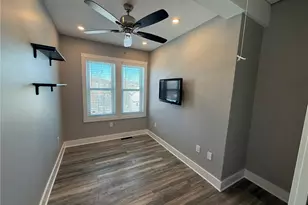 28 Bredin Ave, Twp of But SW, PA 16045 - Photo 15