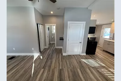 28 Bredin Ave, Twp of But SW, PA 16045 - Photo 5