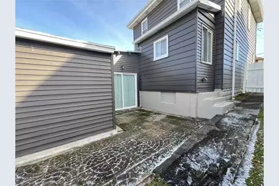 388 Braddock Ave, Uniontown, PA 15401 - Photo 9