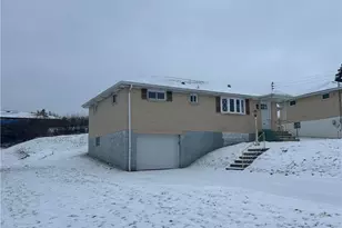 214 Barbara Dr, Kennedy Township, PA 15136 - Photo 9