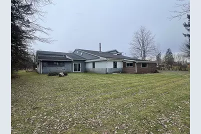 129 S Buhl Farm Drive, Hermitage, PA 16148 - Photo 5