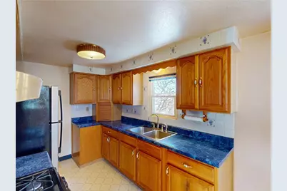 135 Thomas Ave, Butler, PA 16001 - Photo 11