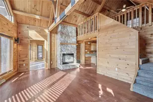 315 Frankfort Springs Dr, Hanover Township, PA 15043 - Photo 9