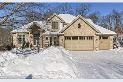 807 Gallant Fox Ln, Cranberry Township, PA 16066 - Photo 1