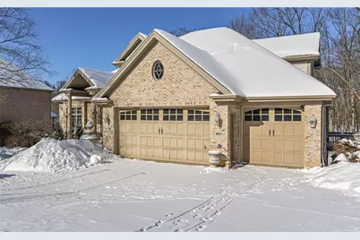 807 Gallant Fox Ln, Cranberry Township, PA 16066 - Photo 3