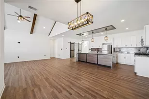 100 Barndo Dr, Fairview Township, PA 16025 - Photo 5