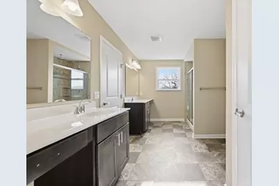 510 Gardenia Dr, Rostraver, PA 15012 - Photo 13